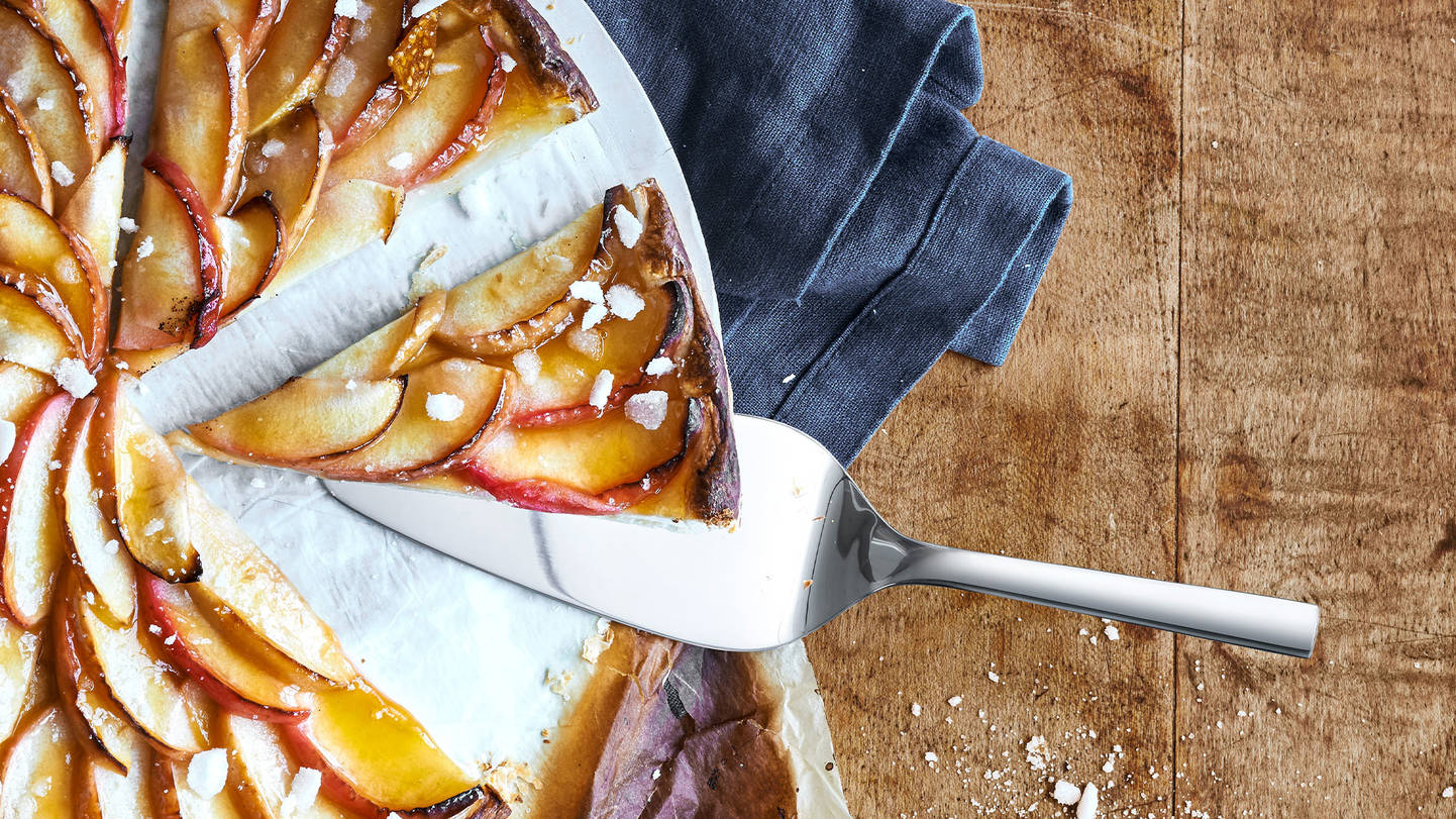 Brand image Thìa phục vụ bánh ngọt NUOVA